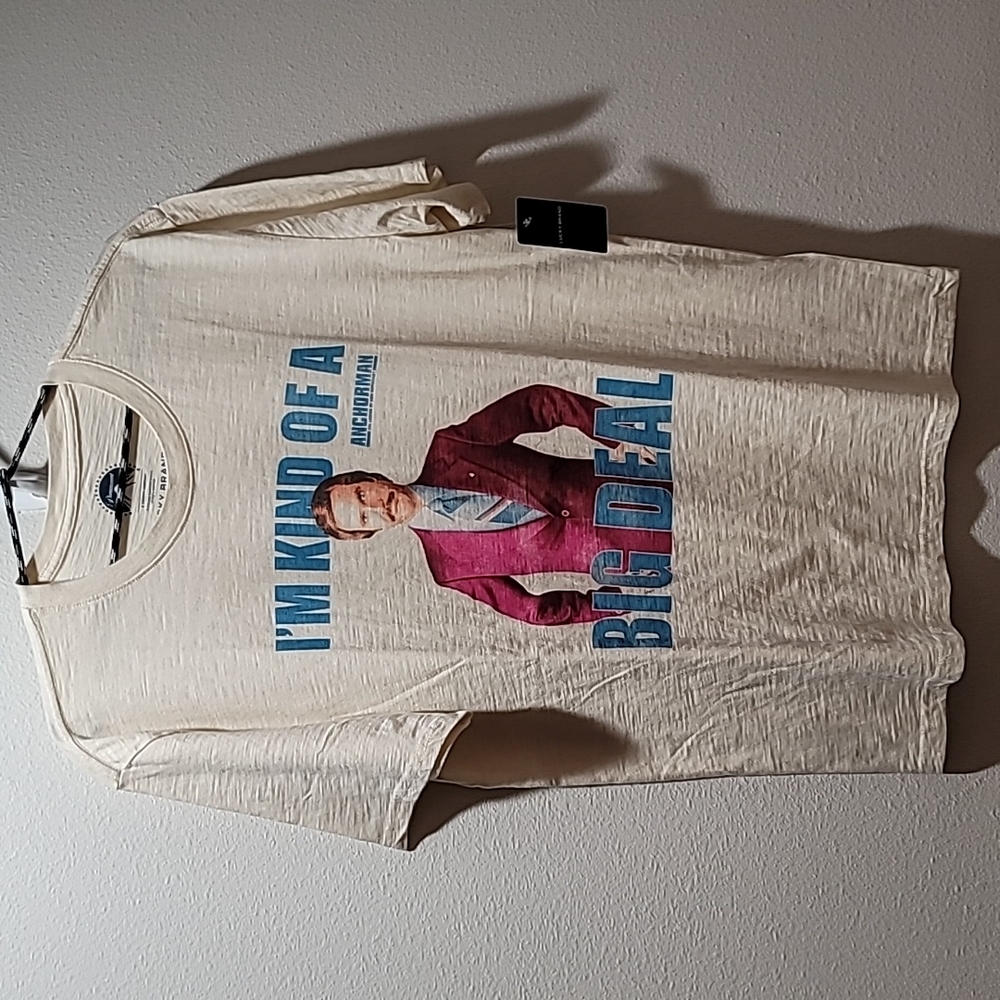 LUCKY BRAND Mens Medium Yellow Anchorman Graphic Short Sleeve Crewneck T-shirt - Picture 12 of 12